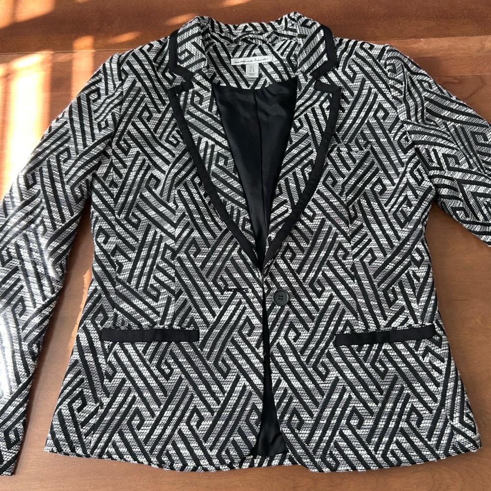 Marina Luna Geometric Motif Blazer